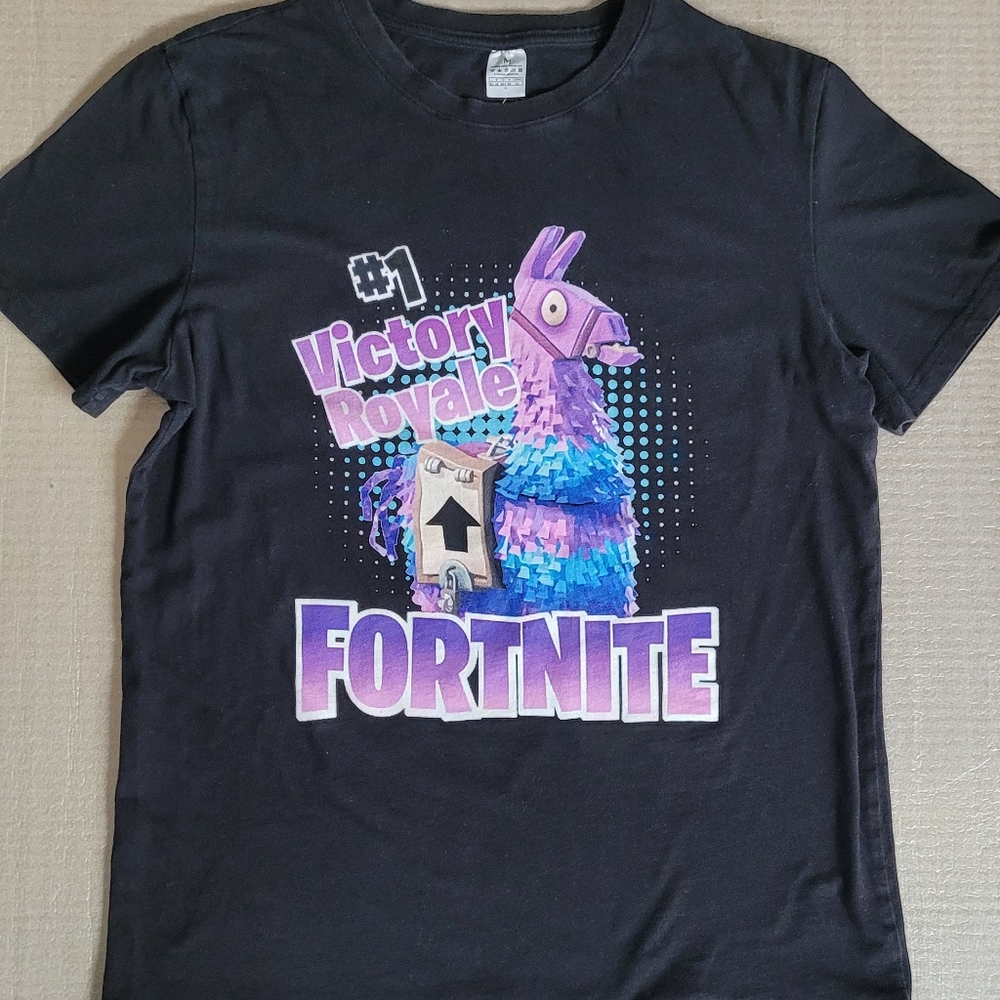 Fortnite Llama t shirt men's Medium